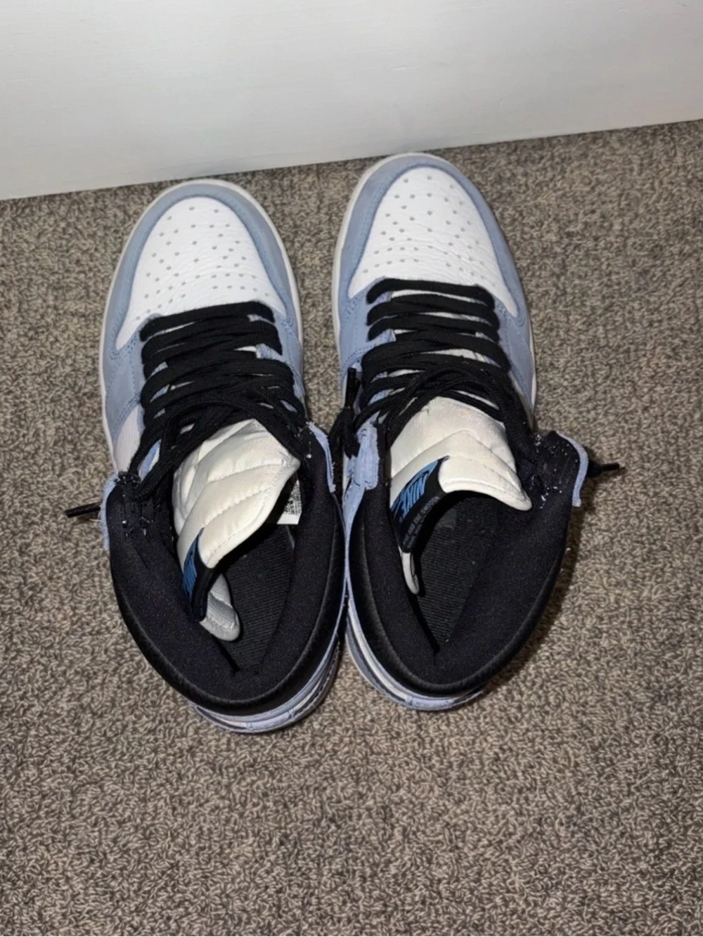 Air jordan 1 high university blue retro worn once 8 men’s and all stars in tact